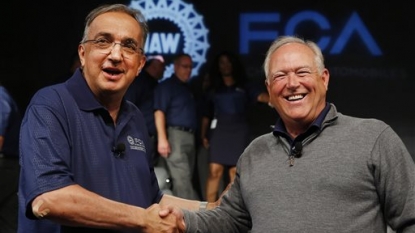 Fiat Chrysler, UAW Extend Contract, Continue Negotiating