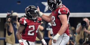 Fill-in Freeman, Falcons beat Romo sub Weeden, Cowboys 39-28