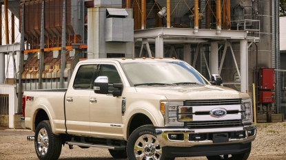 Ford Rolls Out Aluminum 2017 Super Duty Pickup At Texas State Fair