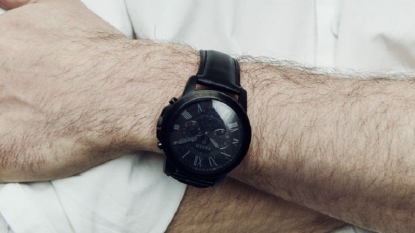 Fossil teams with Intel for connected wearables, previews Android Wear watch