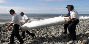 Debris found matches missing Malaysian Airlines flight