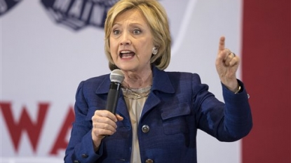 Hillary Clinton still leads her potential GOP rivals