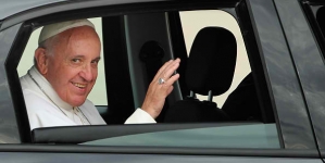 IPhone 6S Delays: Where Pope Visit May Affect Deliveries