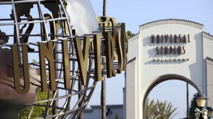 Universal Studios Japan in talks to sell stake to Comcast