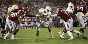 Oklahoma Football Picks Up Important Road Victory Against Tennessee