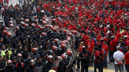 Jamal held over ‘riot threat’