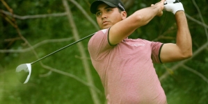 Jason Day extends lead in Chicago — BMW Championship