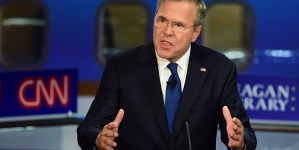 Jeb Bush speaks Spanish in video celebrating Hispanics