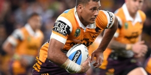 Broncos down Roosters to take NRL grand final spot