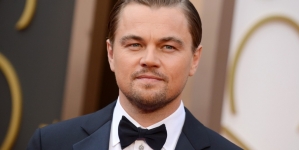 Leonardo DiCaprio backs moves away from fossil fuel investment