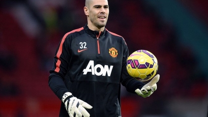 Louis van Gaal making Victor Valdes’ life a nightmare with humiliating