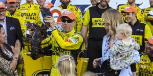 Matt Kenseth wins Sylvania 300