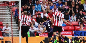 Mason ends Spurs’ wait for victory, Sunderland still winless