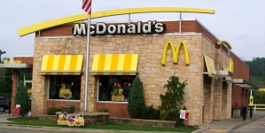 McDonald’s shareholders push to go completely antibiotic