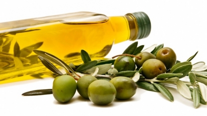 Mediterranean diet with olive oil may lower breast cancer risk