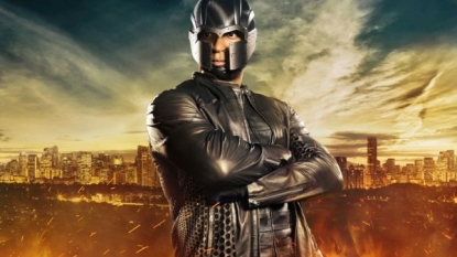 Meet The Green Arrow In Awesome First Poster For Season Four