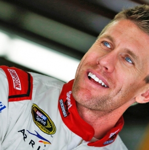 Carl Edwards wins pole at New Hampshire for 2nd Chase race