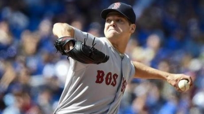 Hill pitches Sox to win over Jays