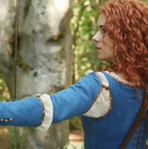 Once Upon a Time sneak peek: Merida faces off against… Emma?