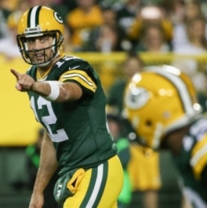 Packers Defeat Chiefs, 38-28, on Monday Night Football