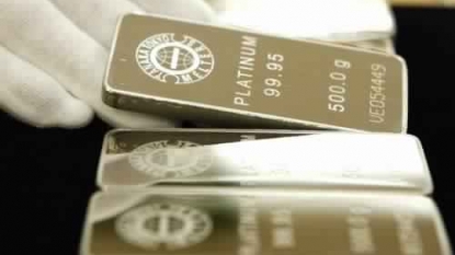 Gold Up on Haven Demand, Platinum Pressured By Volkswagen Scandal