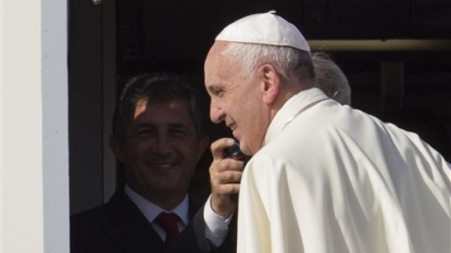 Pope Francis arrives on first US visit