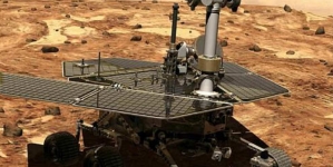 NASA confirms liquid water found on Mars