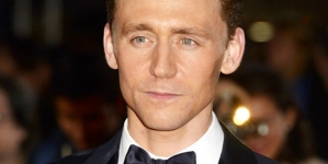 Hiddleston plays down Oscar buzz at Hank Williams premiere