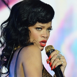 Rihanna doesn’t want to be part of Taylor Swift’s squad