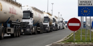 Serbia Bans Croatian Cargo Vehicles, Traffic Halted