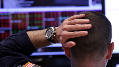 Stock market higher in early trading