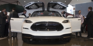 Tesla Model X launch event confirmed for September  29