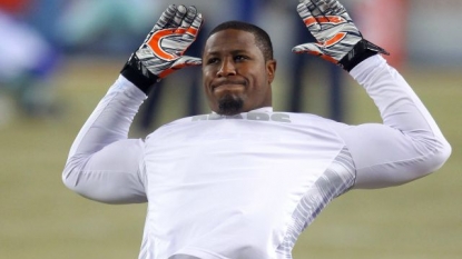 Bears trade LB Jon Bostic to Patriots