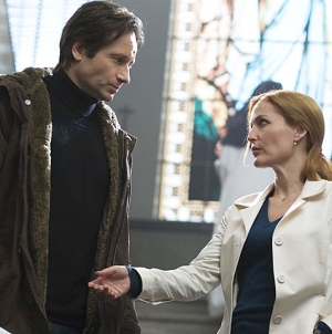 ‘The X-Files’ Revival Trailer: Mulder Pulls Scully Back Into Action