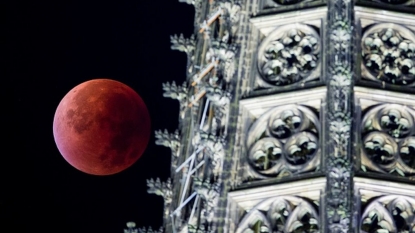 Four Blood Moons: Doomsday Prophecy & Prediction