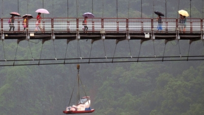 Typhoon Dujuan Storms Toward East China