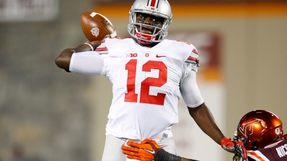 Urban Meyer sticks with Cardale Jones as Ohio State’s starting QB