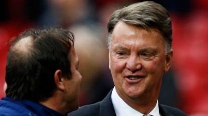 Van Gaal snubs PL title talks