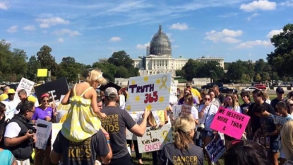 Vigil near White House disrupted; security concerns cited