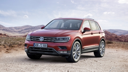 Volkswagen reveals redesigned Tiguan crossover, plug-in concept