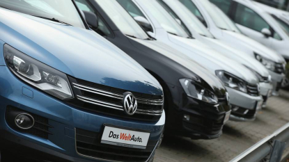 Volkswagen sets aside $7.3 billion over emissions scandal