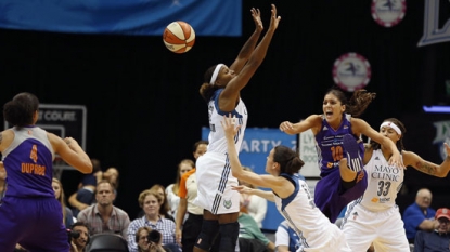 WNBA Playoffs 2015: Lynx eliminate Sparks, 91-80