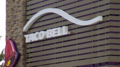 Wine and tapas? Taco Bell to serve them in Chicago