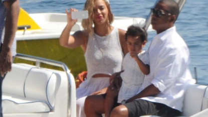 Beyonce & Jay Z’s PDA Filled Italy Vacation Slams Divorce Rumours