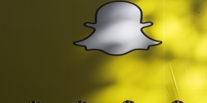 Snapchat set to offer sponsored selfies