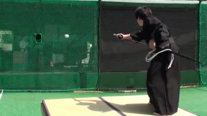 Samurai slices 100 miles per hour fastball with sword in Japan