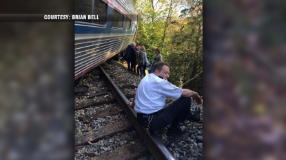 Amtrak passenger train derails; four injured