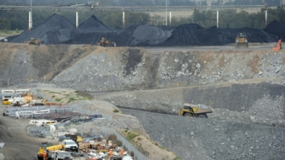 Eminent Australians press world leaders to ban new coal mines