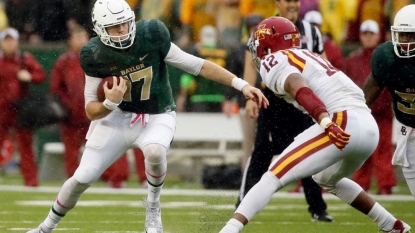 Baylor Bears’ Quarterback Seth Russell Fractures Bone In Neck, Status Unknown