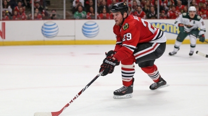 Blackhawks place F Bickell on waivers